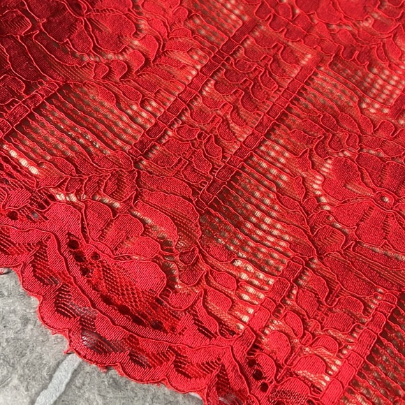 Lulus Avianna Red & Nude Lace Bodycon mini Dress, Size XS Cocktail sleeveless - Picture 9 of 16